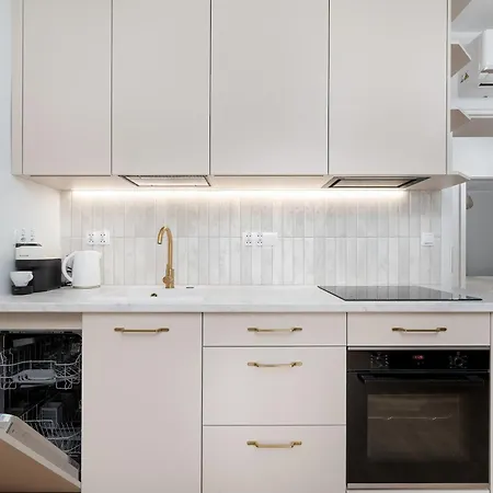 Azure Teatralna With Air Conditioning In By Renters *