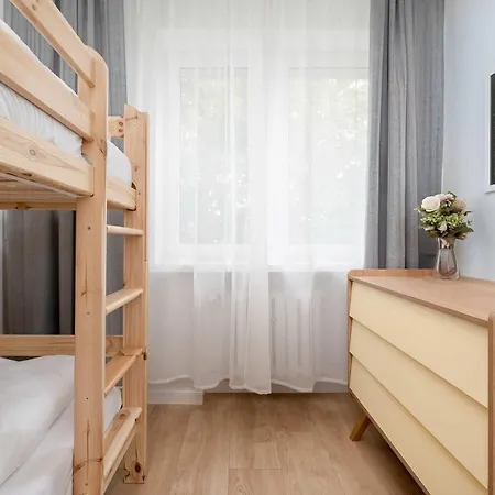 Azure Teatralna With Air Conditioning In By Renters Apartament Wrocław