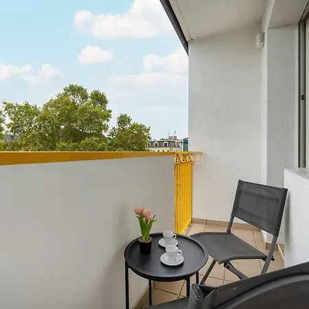 Azure Teatralna With Air Conditioning In By Renters * Wroclaw